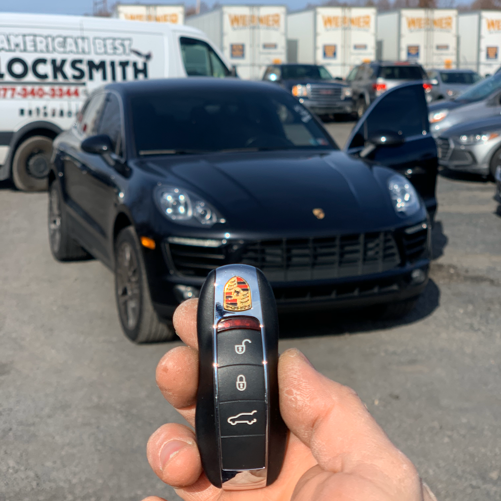 Porsche Macan key replacement programmed on-site at customer location