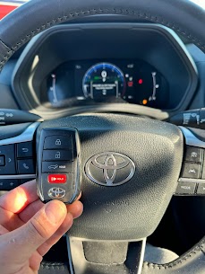 2024 Toyota Highlander smart keys programmed
